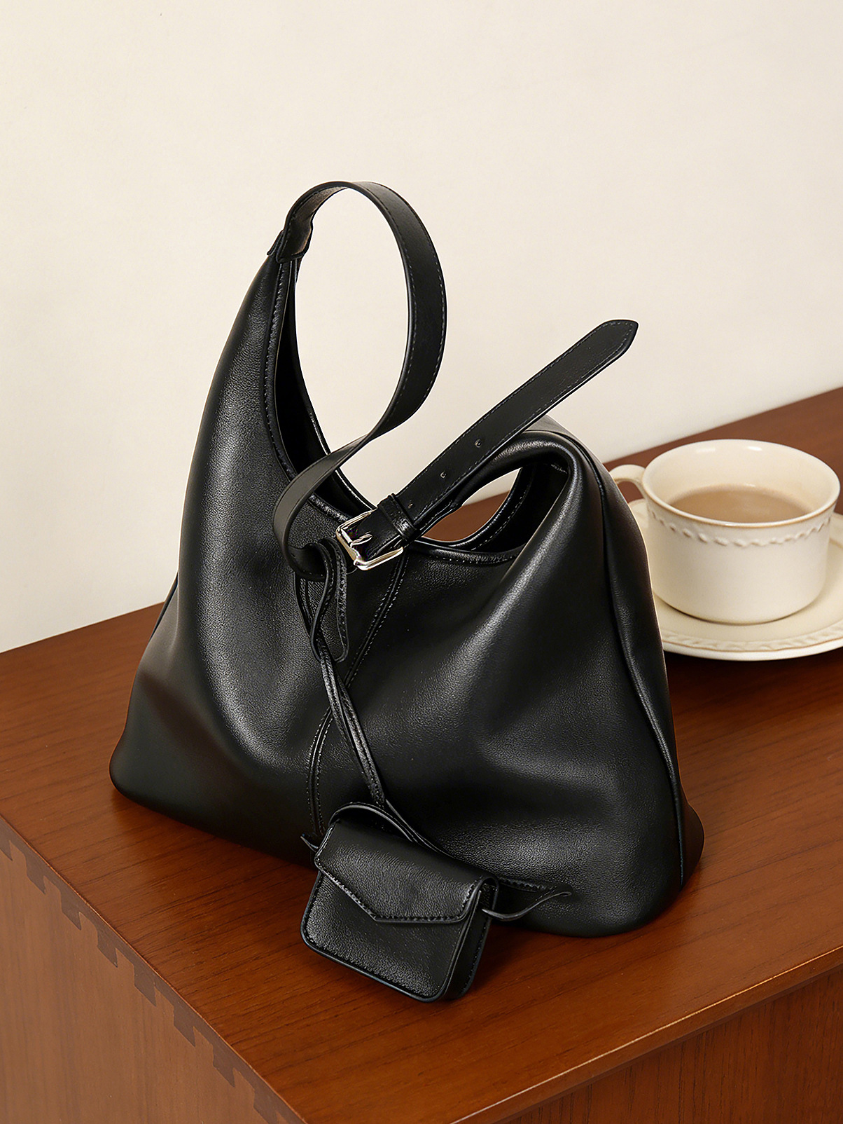 Women's large-capacity tote ba – обзор и цена Luxury Bags To Sell
