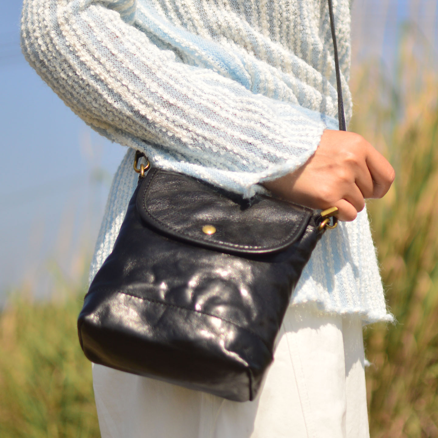 AETOO Leather handbag for wome – обзор и цена Saddle Bag Distressed